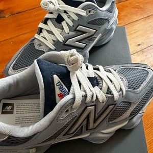 New Balance 9060 in blue/grey. Women’s size 7.5